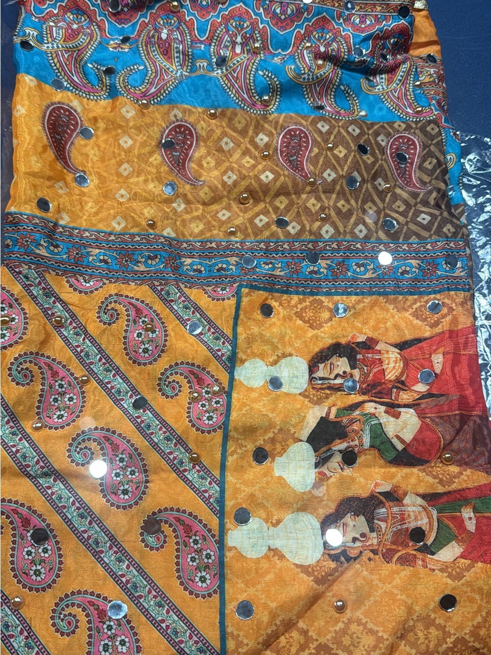 Printed Women crepe dupatta with mirrors